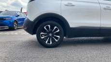 Vauxhall Crossland 1.2 Design 5dr Petrol Hatchback